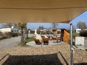 Gemeinschaftsplatz Sonnensegel Camping Poseidon